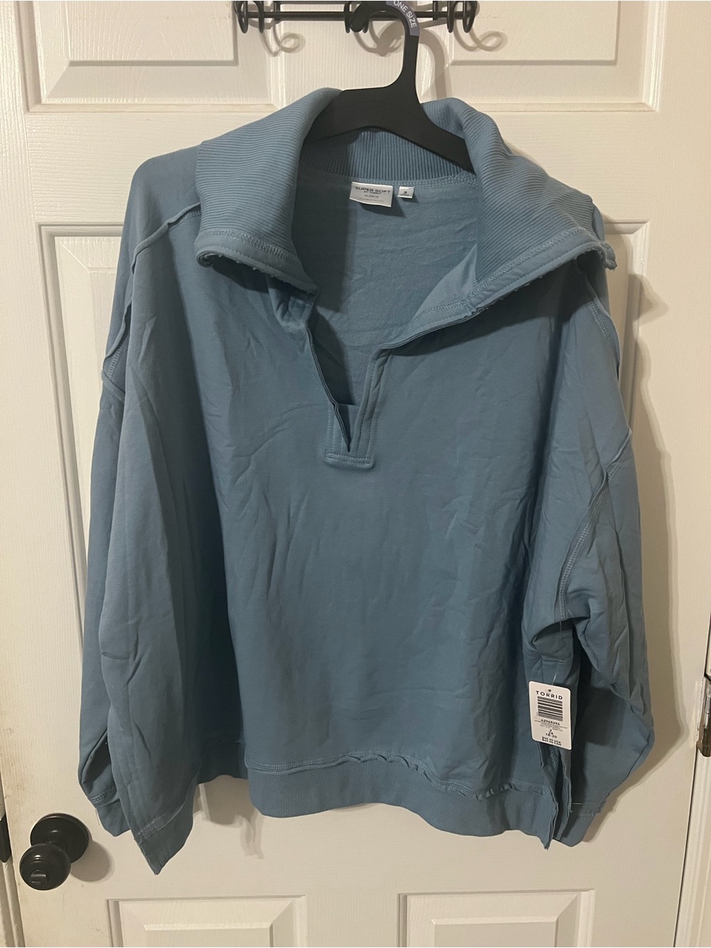 Womens NWT Torrid Super Soft Fleece V-Neck Pullover Sweatshirt 2X Cozy Blue
